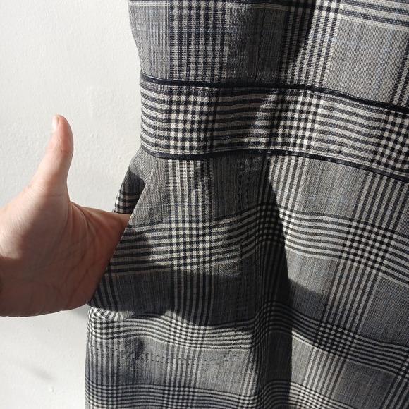 J.McLaughlin Women's Size 6 Sheath Dress Plaid Wool Blend Sleeveless Pockets Zip - Picture 7 of 15